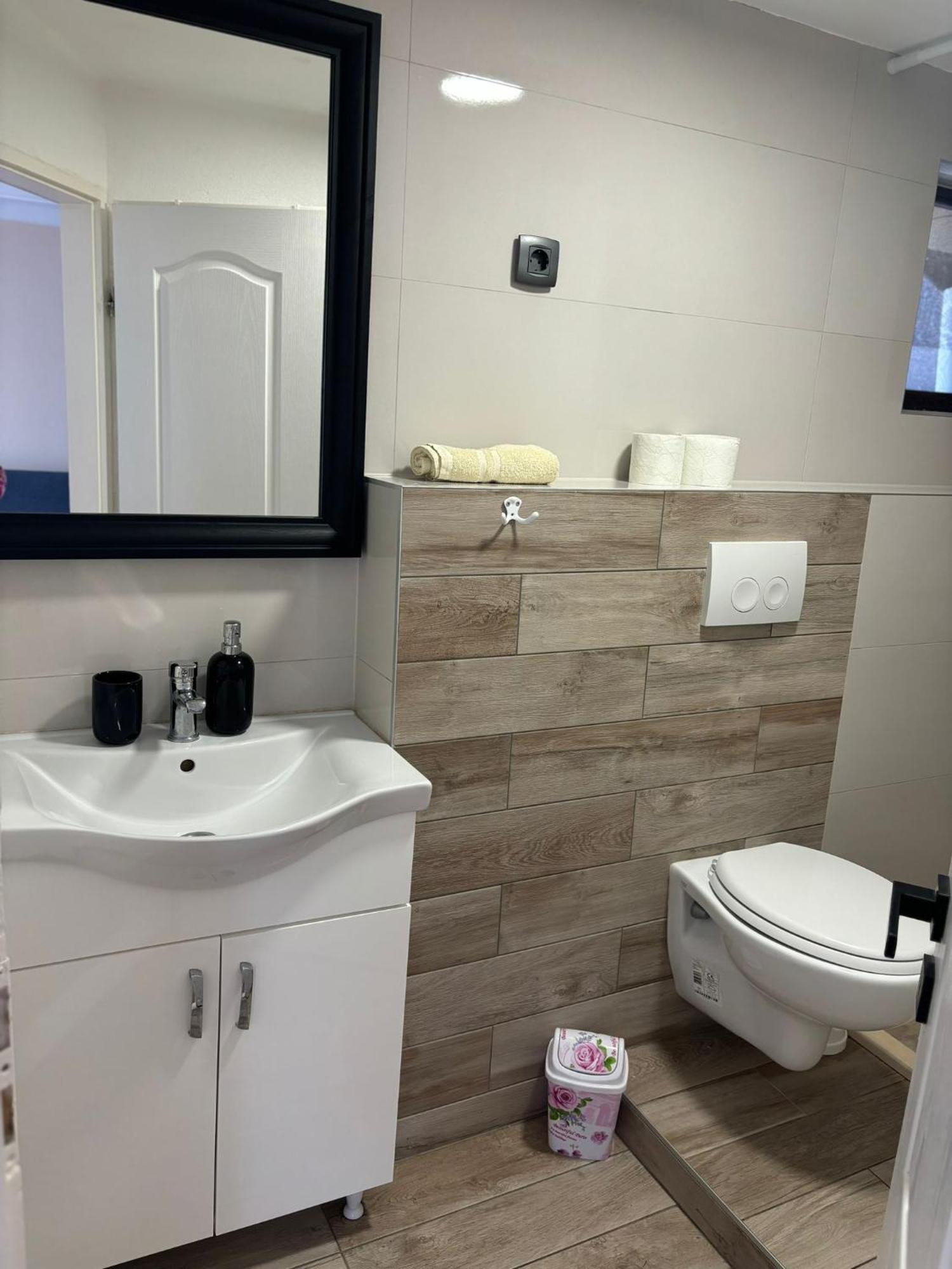 Apartmani Bosnjak Starigrad Paklenica Habitación foto