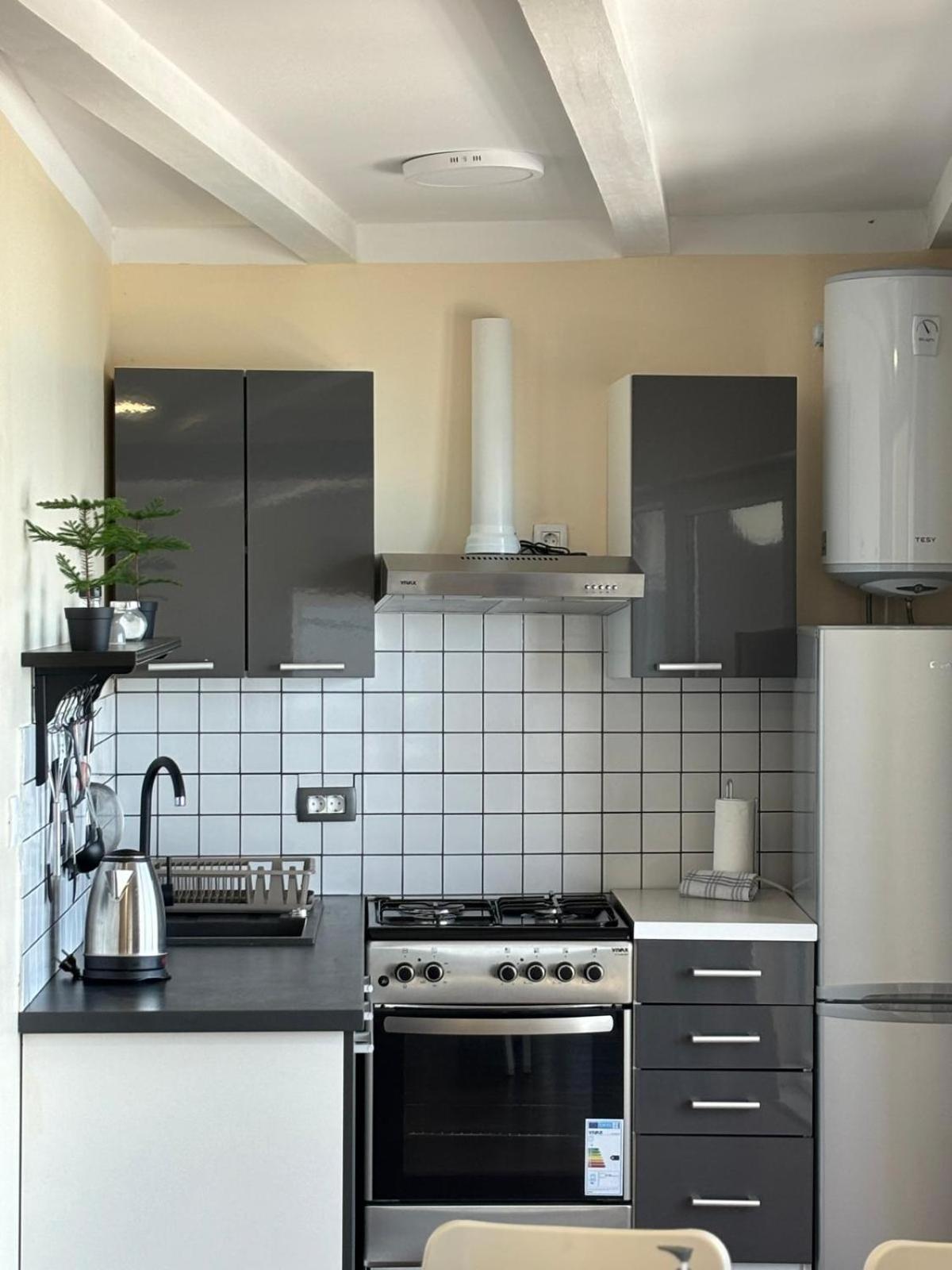 Apartmani Bosnjak Starigrad Paklenica Habitación foto